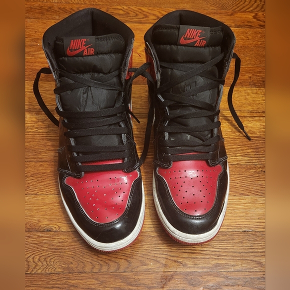Jordan 1 retro high OGpatent leather 